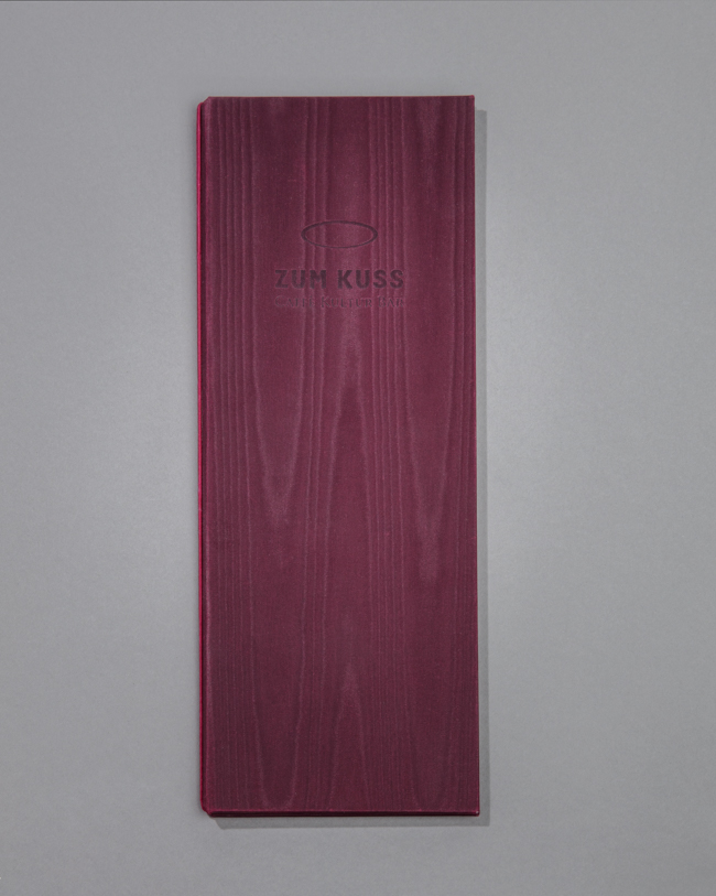 Buchbinderei und Gastronomie Menükarte zum Kuss